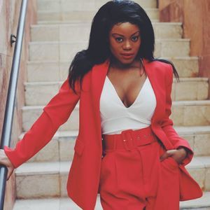 Meet your Posher, Sabrina